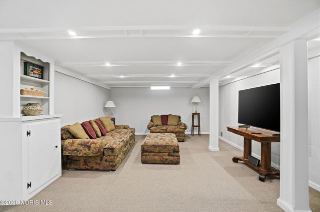 6854 Williamsburg Drive, Sylvania, OH 43560