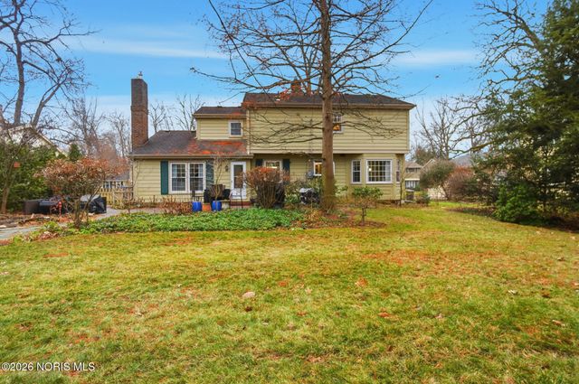 6854 Williamsburg Drive, Sylvania, OH 43560