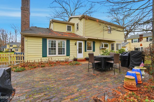 6854 Williamsburg Drive, Sylvania, OH 43560