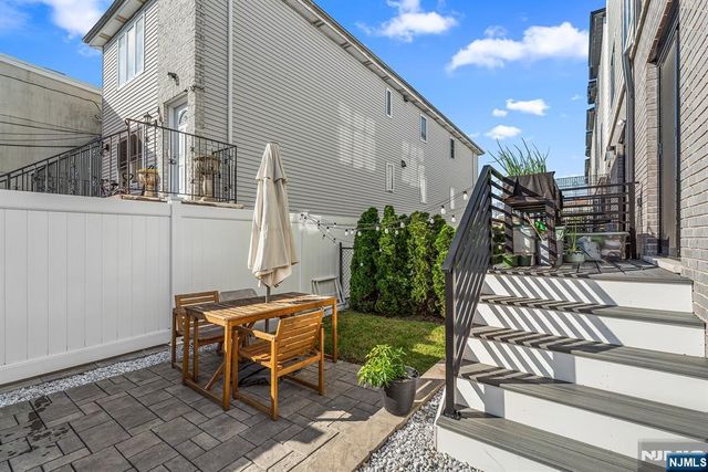 305 8th Street 1, Fairview, NJ 07022