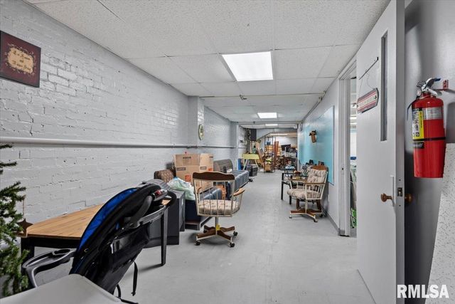 352 FRANKLIN Street, Jacksonville, IL 62650