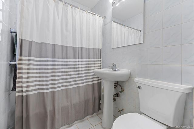 224-39 64th Ave 1st Floor, Bayside, NY 11364