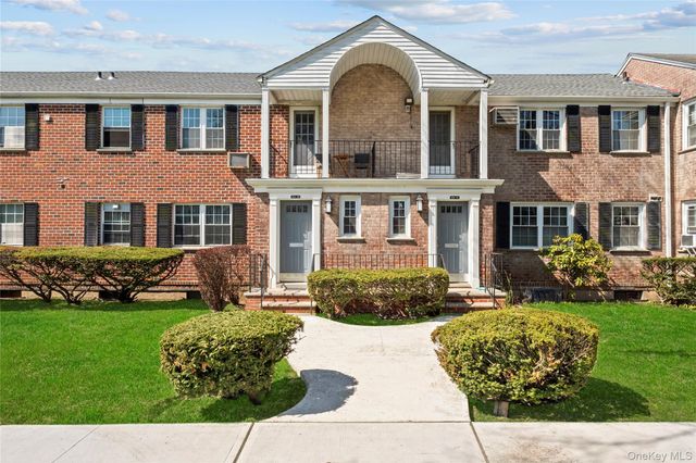 224-39 64th Ave 1st Floor, Bayside, NY 11364