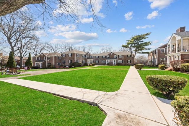 224-39 64th Ave 1st Floor, Bayside, NY 11364