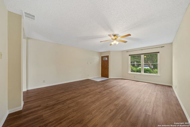 4527 Stradford Place, San Antonio, TX 78217