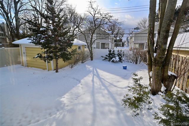 636 Landon Street, Birmingham, MI 48009