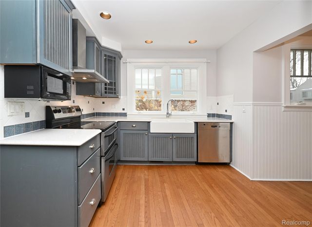 636 Landon Street, Birmingham, MI 48009