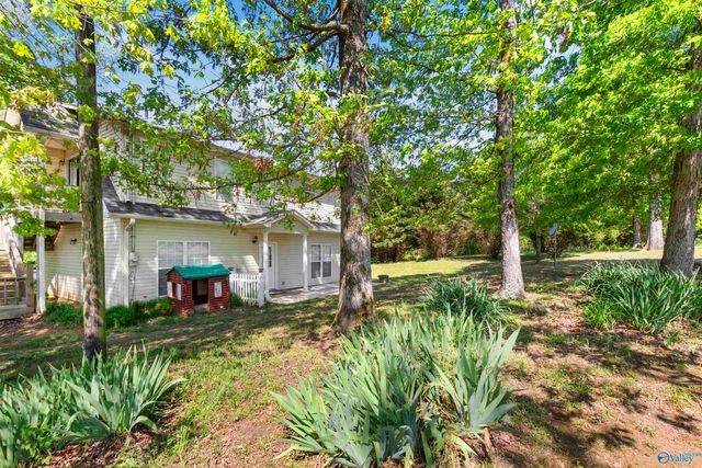 221 Turkey Hop Road, Holly Pond, AL 35083