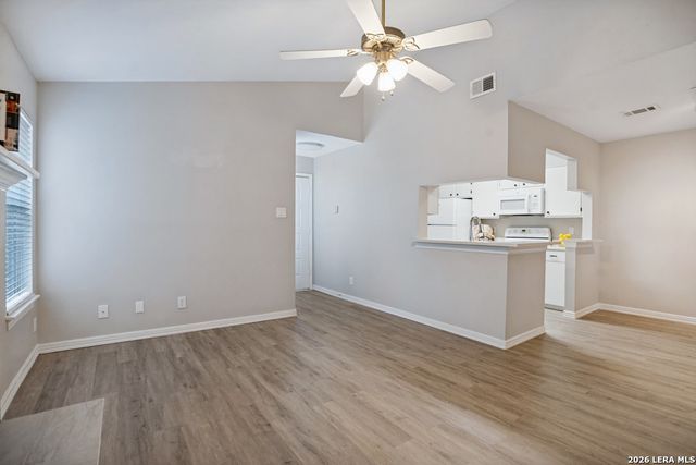 14343 Judson Rd Apt 904, San Antonio, TX 78233