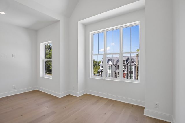 2013 Sultana Ave A, Nashville, TN 37207