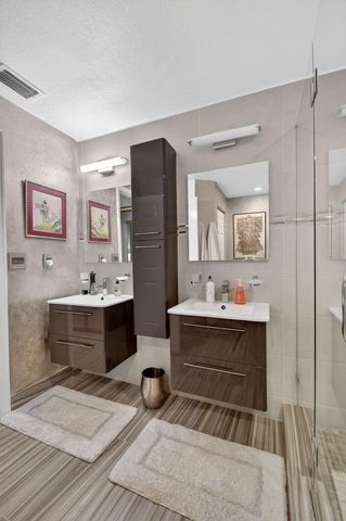 7840 Lexington Club Boulevard B, Delray Beach, FL 33446