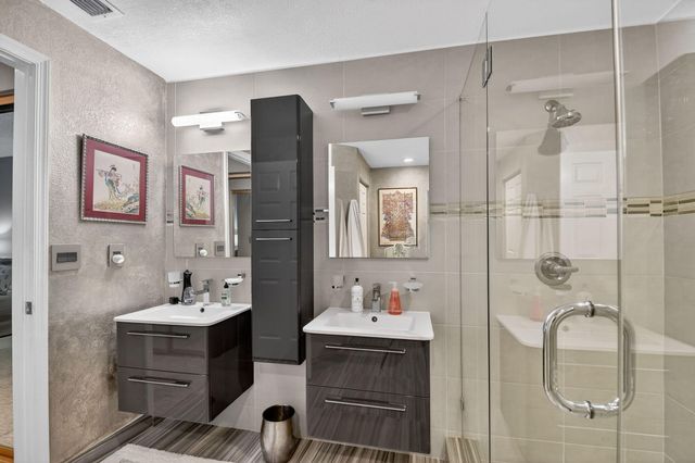 7840 Lexington Club Boulevard B, Delray Beach, FL 33446