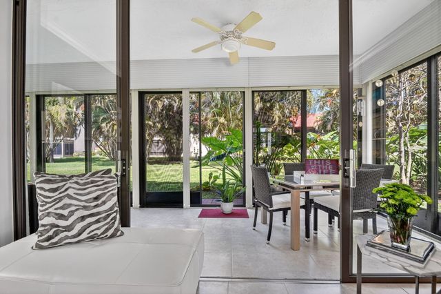 7840 Lexington Club Boulevard B, Delray Beach, FL 33446