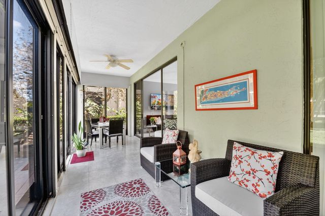 7840 Lexington Club Boulevard B, Delray Beach, FL 33446