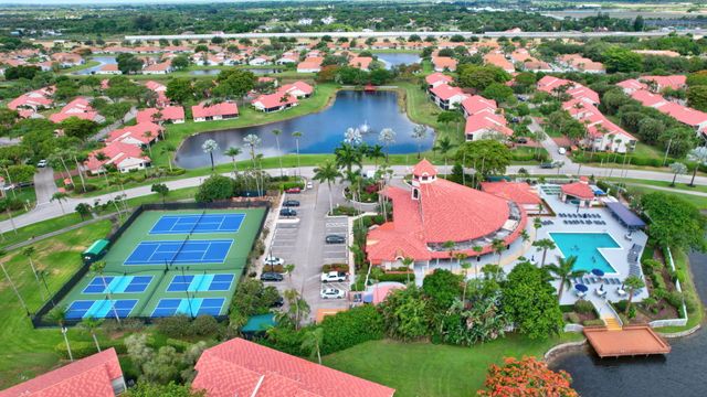 7840 Lexington Club Boulevard B, Delray Beach, FL 33446