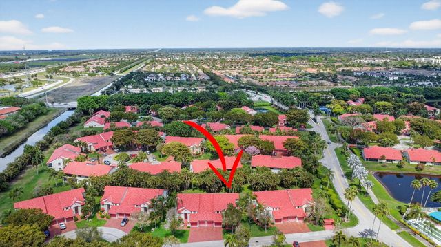 7840 Lexington Club Boulevard B, Delray Beach, FL 33446