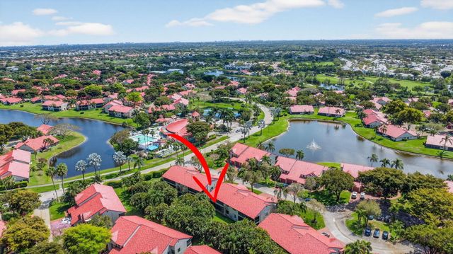 7840 Lexington Club Boulevard B, Delray Beach, FL 33446
