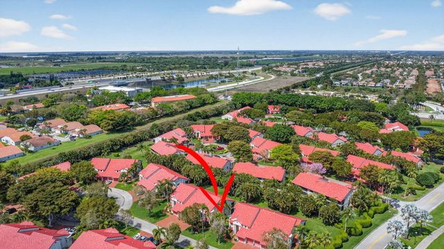 7840 Lexington Club Boulevard B, Delray Beach, FL 33446