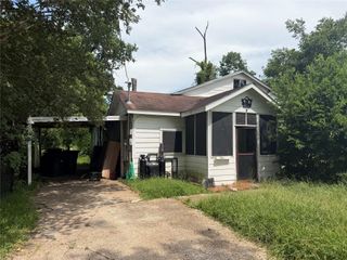 9014 Compton Street, Houston, TX 77016