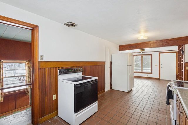 305 Sheldon Street, Cambridge, WI 53523