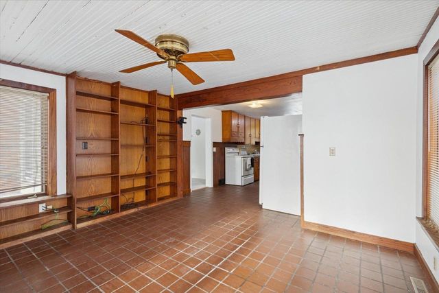 305 Sheldon Street, Cambridge, WI 53523