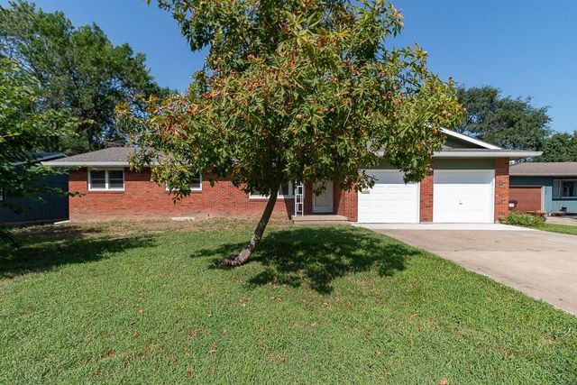 2737 Alabama Street, Lawrence, KS 66046