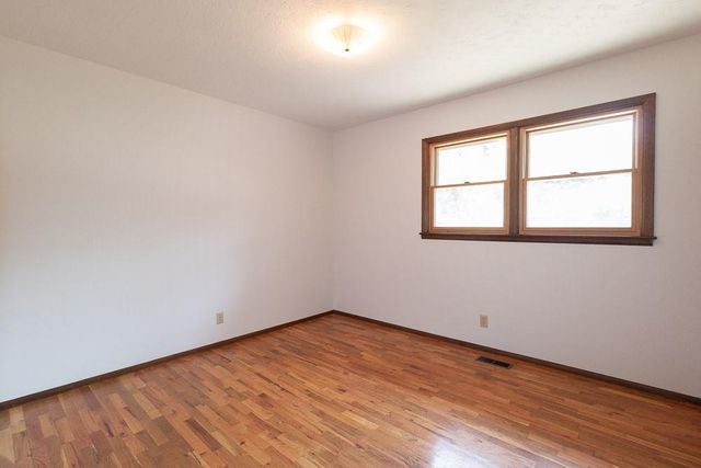 2737 Alabama Street, Lawrence, KS 66046