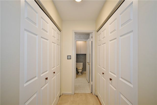 425 N Neville St 204, Oakland, PA 15213