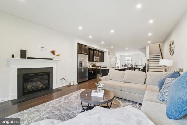 13703 LITTLE SENECA PKWY, Clarksburg, MD 20871