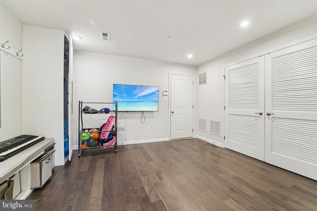 13703 LITTLE SENECA PKWY, Clarksburg, MD 20871