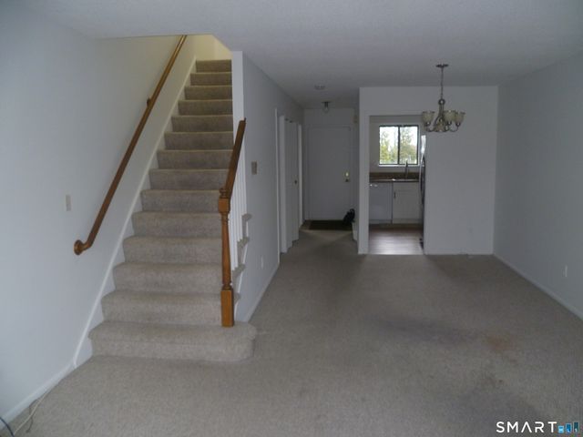 560 Yale Avenue 4, Meriden, CT 06450