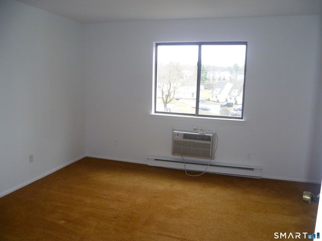 560 Yale Avenue 4, Meriden, CT 06450