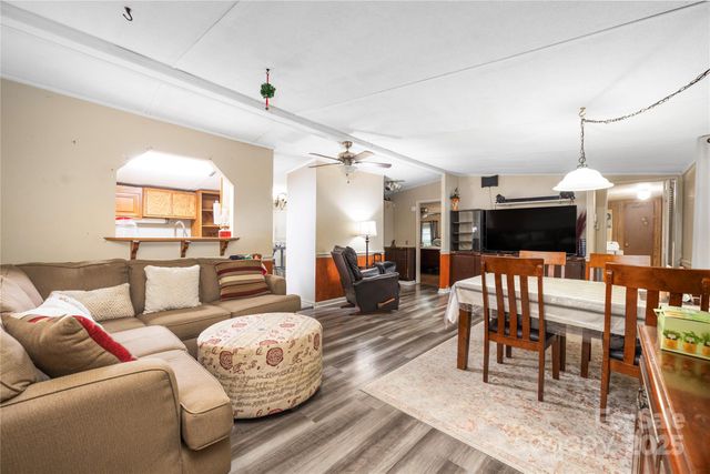 140 Silverlining Road, Mooresville, NC 28117