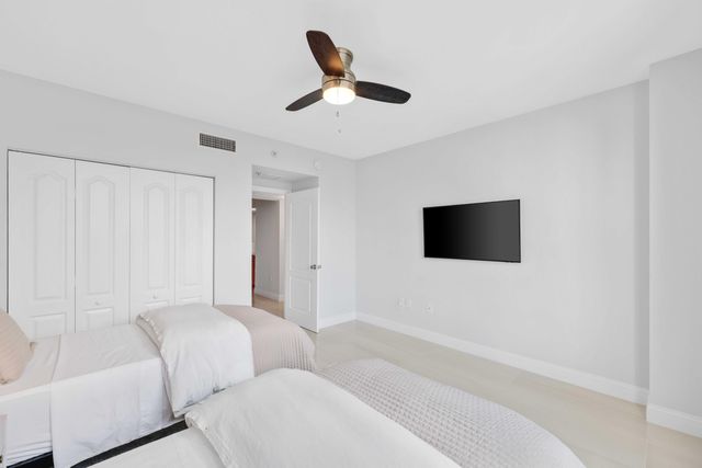 100 N Federal Highway 1021, Fort Lauderdale, FL 33301