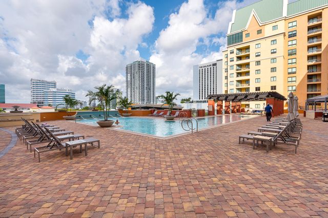 100 N Federal Highway 1021, Fort Lauderdale, FL 33301