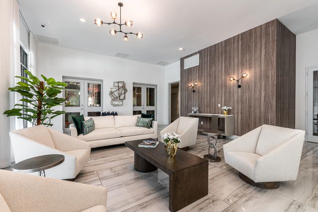 100 N Federal Highway 1021, Fort Lauderdale, FL 33301