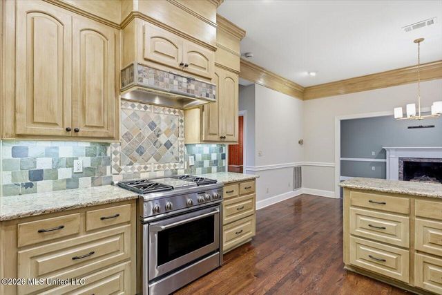 36 Moss Forest Circle, Jackson, MS 39211