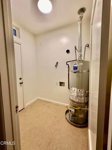 588 S Mentor Avenue B, Pasadena, CA 91106