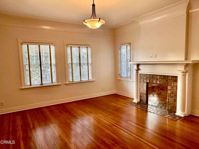 588 S Mentor Avenue B, Pasadena, CA 91106