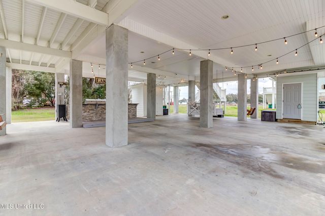 430 Russell Avenue, Long Beach, MS 39560