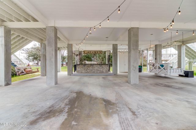 430 Russell Avenue, Long Beach, MS 39560