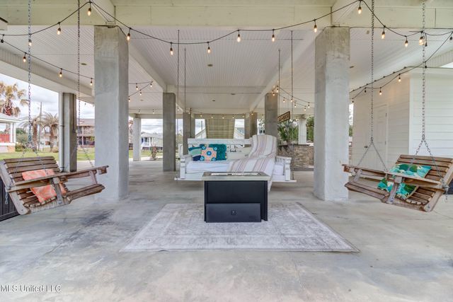 430 Russell Avenue, Long Beach, MS 39560