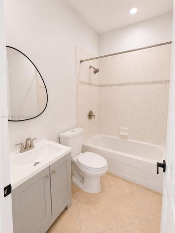 7232 Maidstone Drive, Port St. Lucie, Port St Lucie, FL 34986