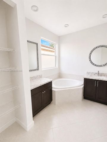 7232 Maidstone Drive, Port St. Lucie, Port St Lucie, FL 34986
