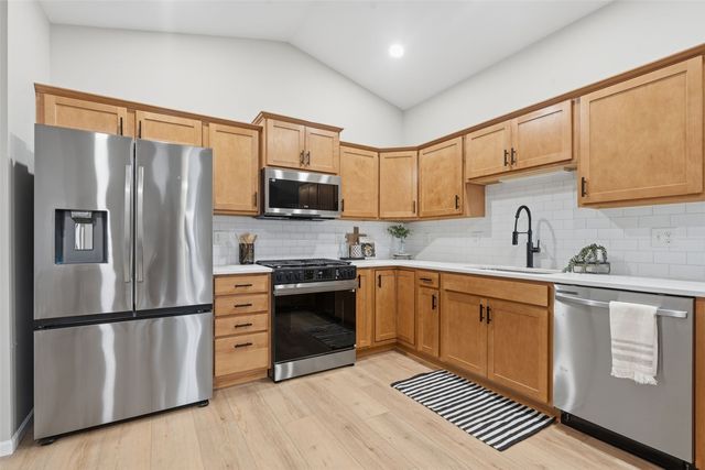 808 Crescent View Drive, Cedar Rapids, IA 52402