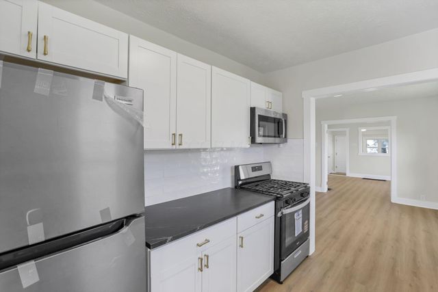 132 N Westmoor Avenue, Newark, OH 43055
