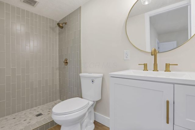 132 N Westmoor Avenue, Newark, OH 43055