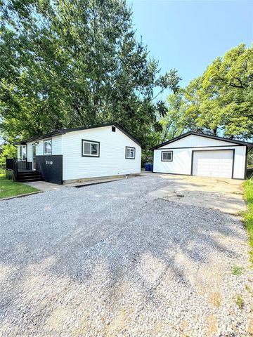 3110 McGinnis Drive, Fenton Charter Township, MI 48430