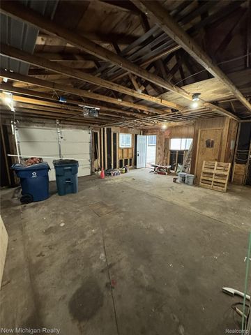 3110 McGinnis Drive, Fenton Charter Township, MI 48430