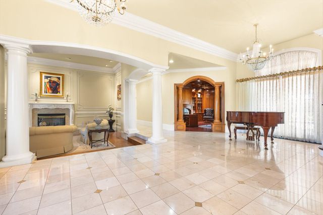 400 Marmore Rd, Chico, CA 95928